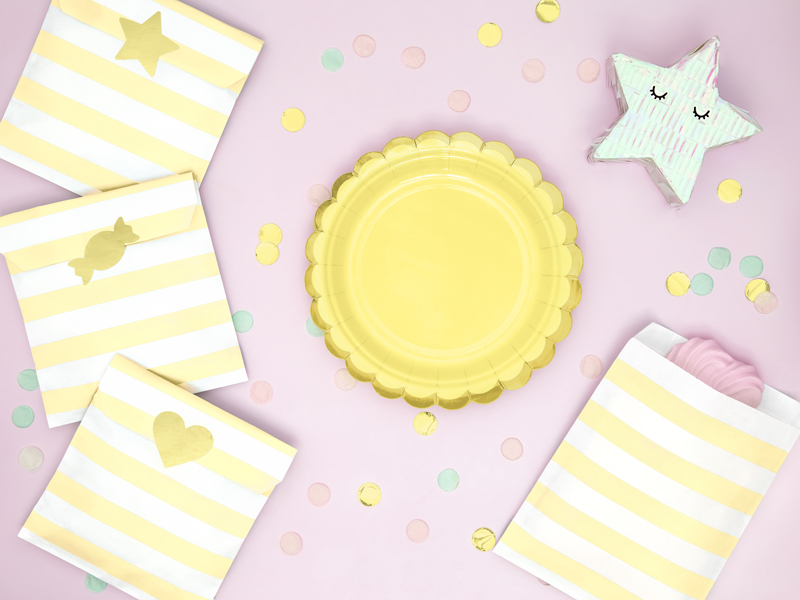 ASSIETTES JAUNE PASTEL