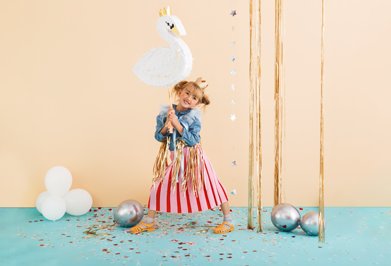 PINATA CYGNE