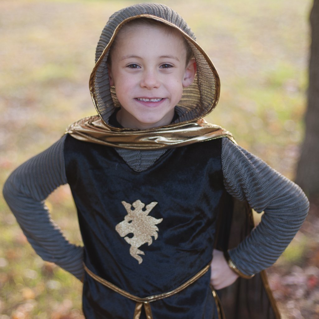 ENSEMBLE CHEVALIER OR AVEC TUNIQUE, CAPE ET COURONNE 5-6ANS